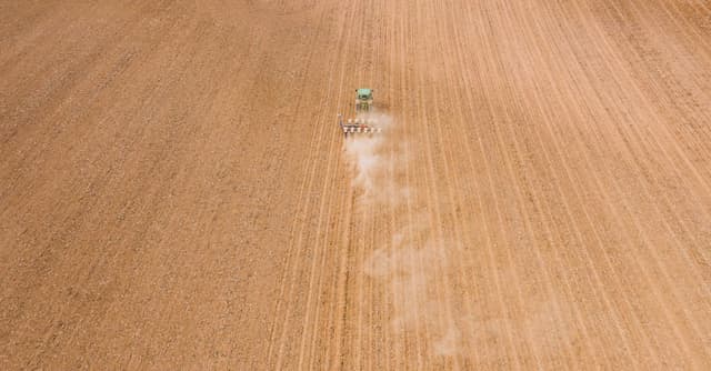 Jak optymalnie ustawić pług 2 i 3 skibowy w Grudziądzu na jesień 2023?