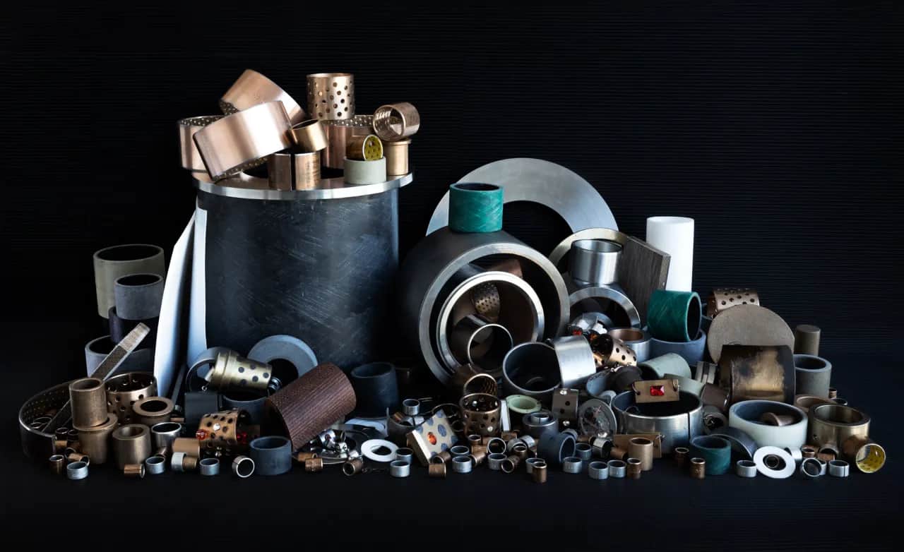 Różnice między łożyskami kulkowymi, wałeczkowymi a tulejami ślizgowymi