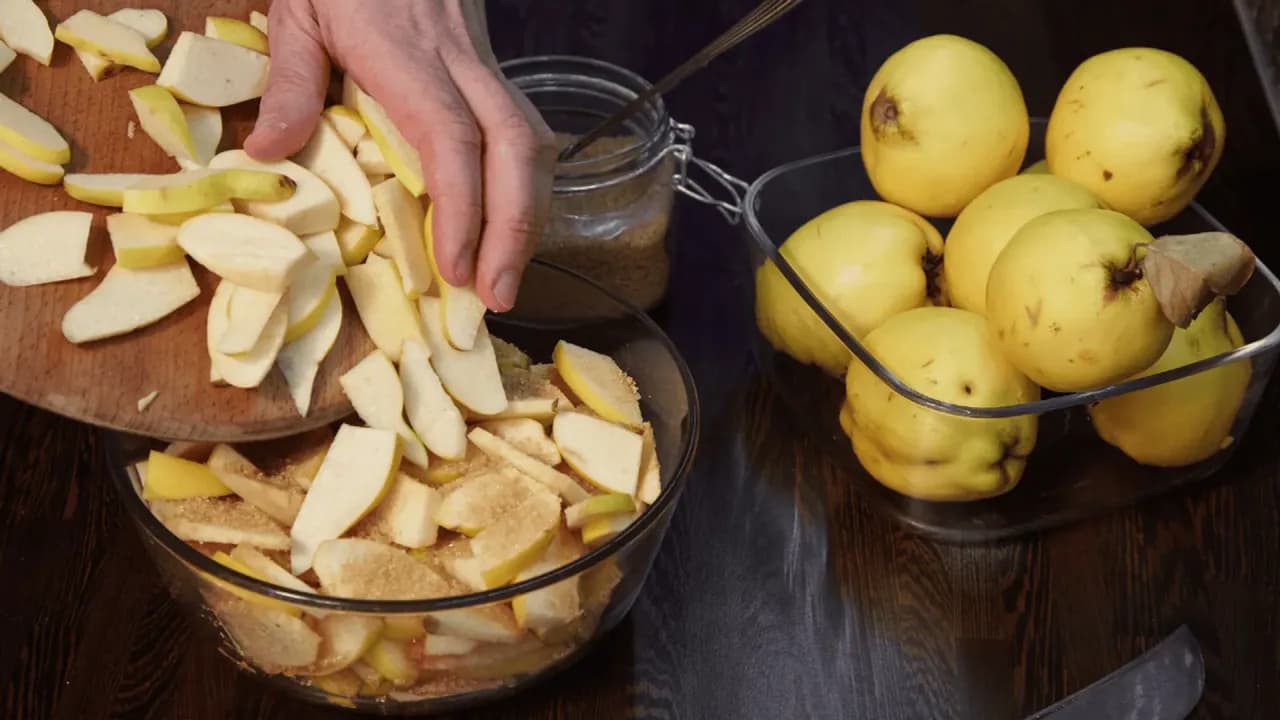 Nalewka z pigwy: Sprawdzony przepis oraz cenne porady do przygotowania