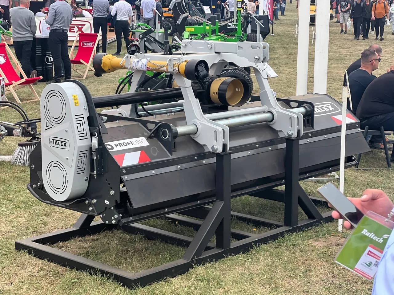 Wał do kosiarki bijakowej - jaki wybrać, by miał najlepszą wydajność?