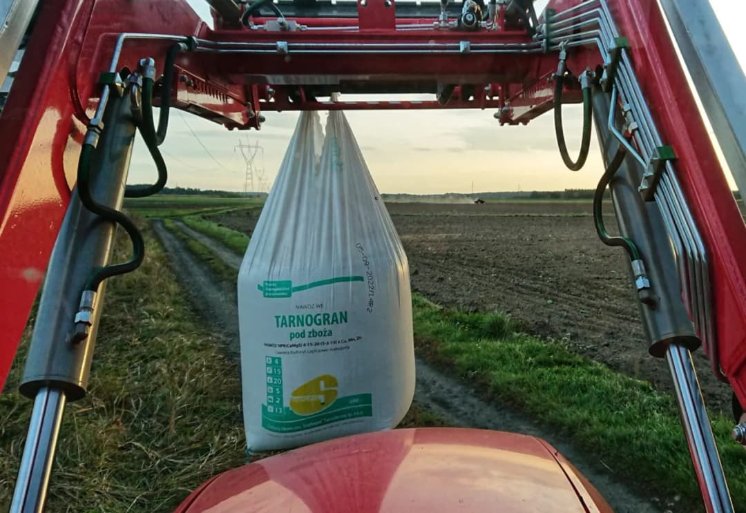 Jaki nawóz pod mieszankę zbożową? Sprawdź, co musisz wiedzieć!