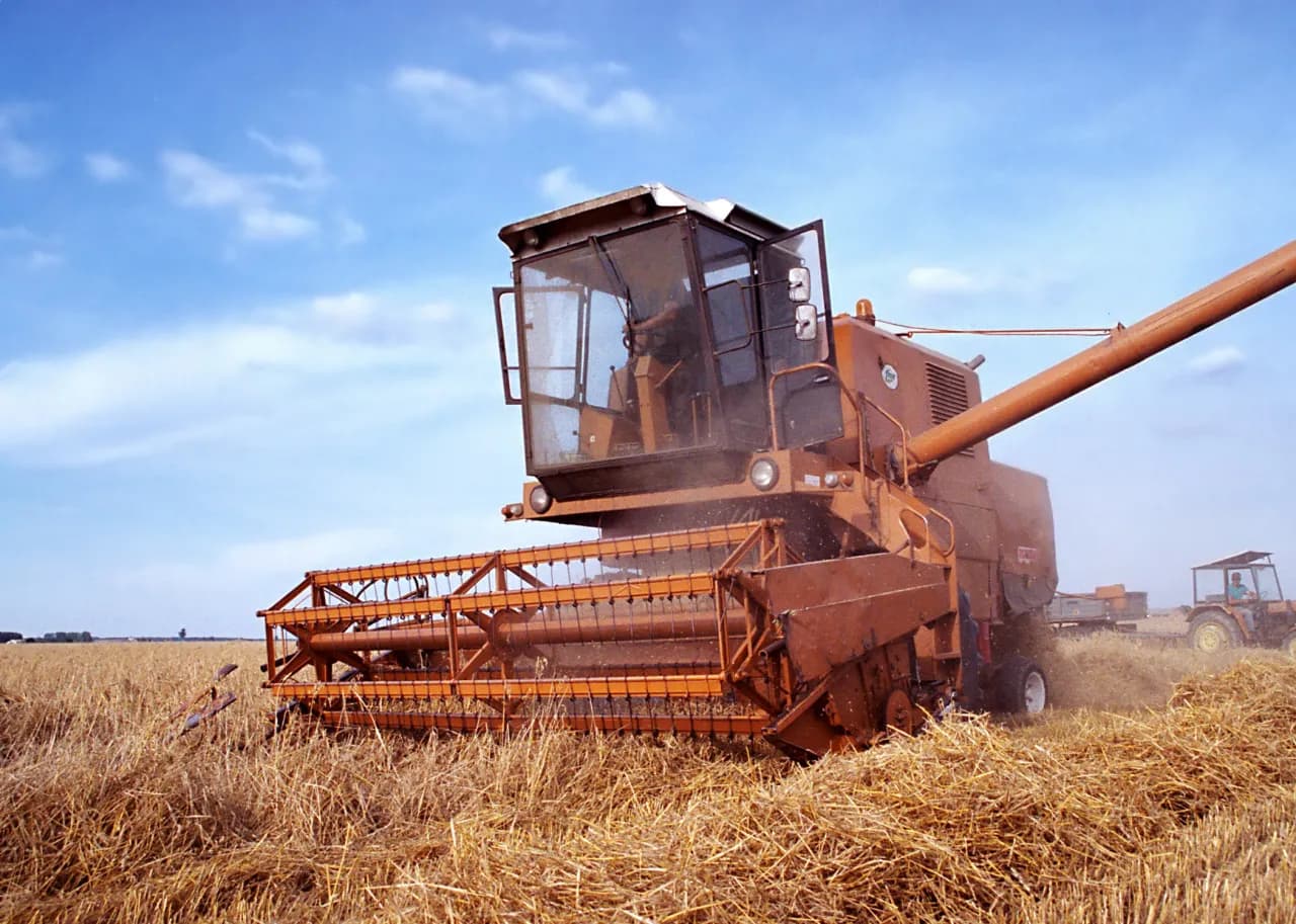 Kombajn Bizon model - najpopularniejszy model w Polsce | Kliknij i przeczytaj więcej