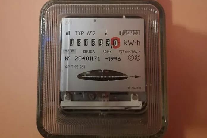 Tańszy prąd dla rolników: Opcje oszczędnościowe i jak aplikować?